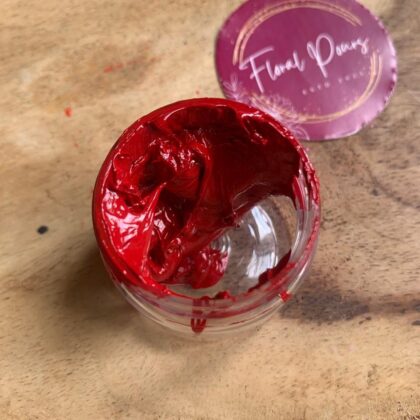 Red opaque pigment