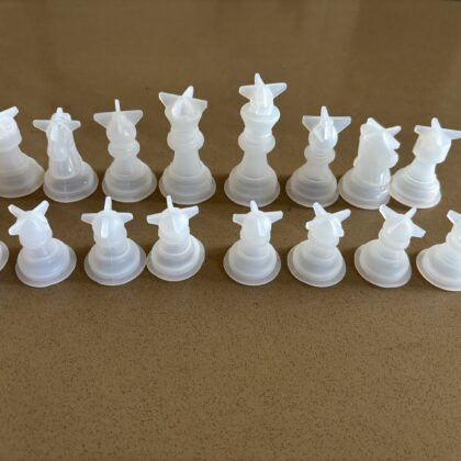 16 piece chess mould